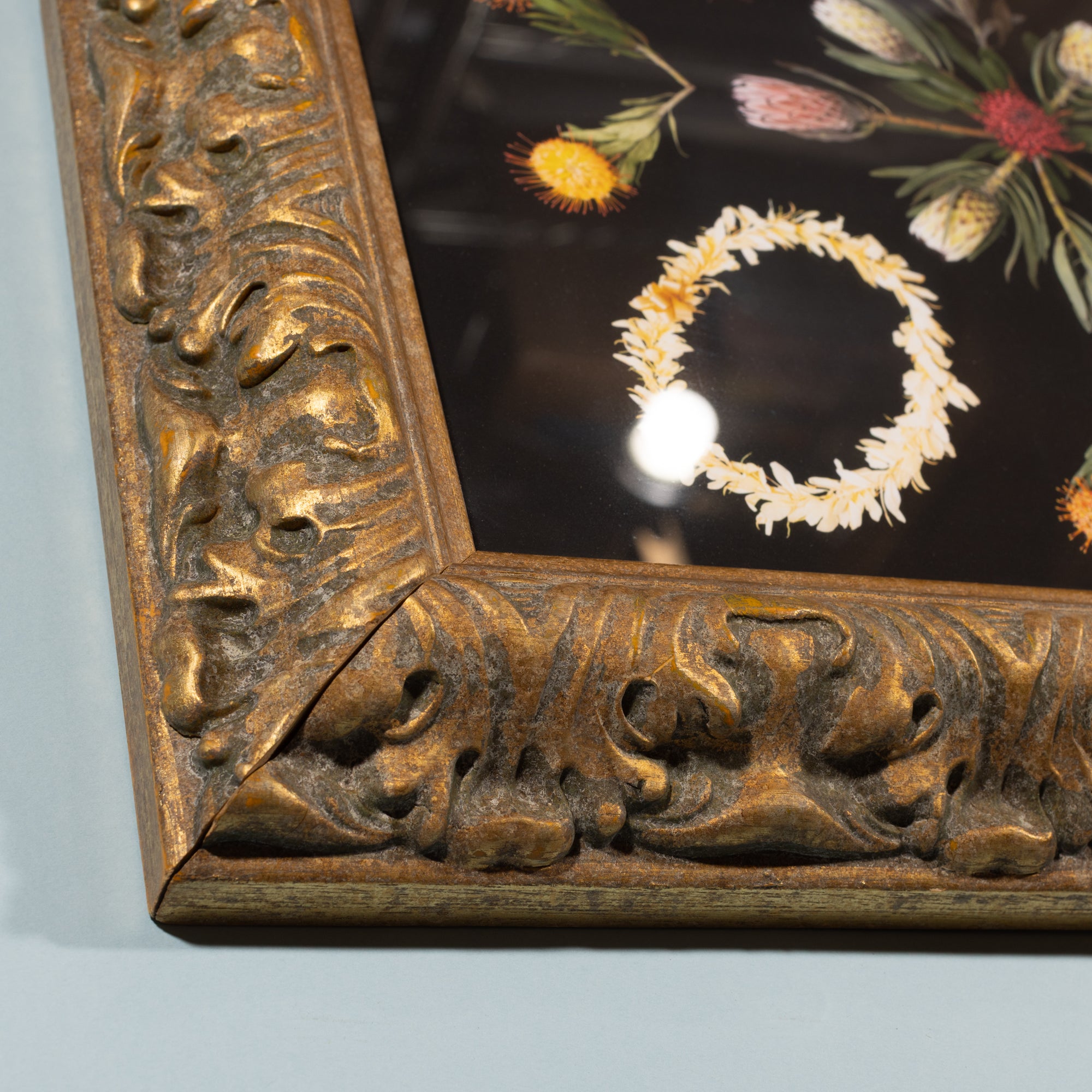 Ali&#39;i with Gilded Antique Frame