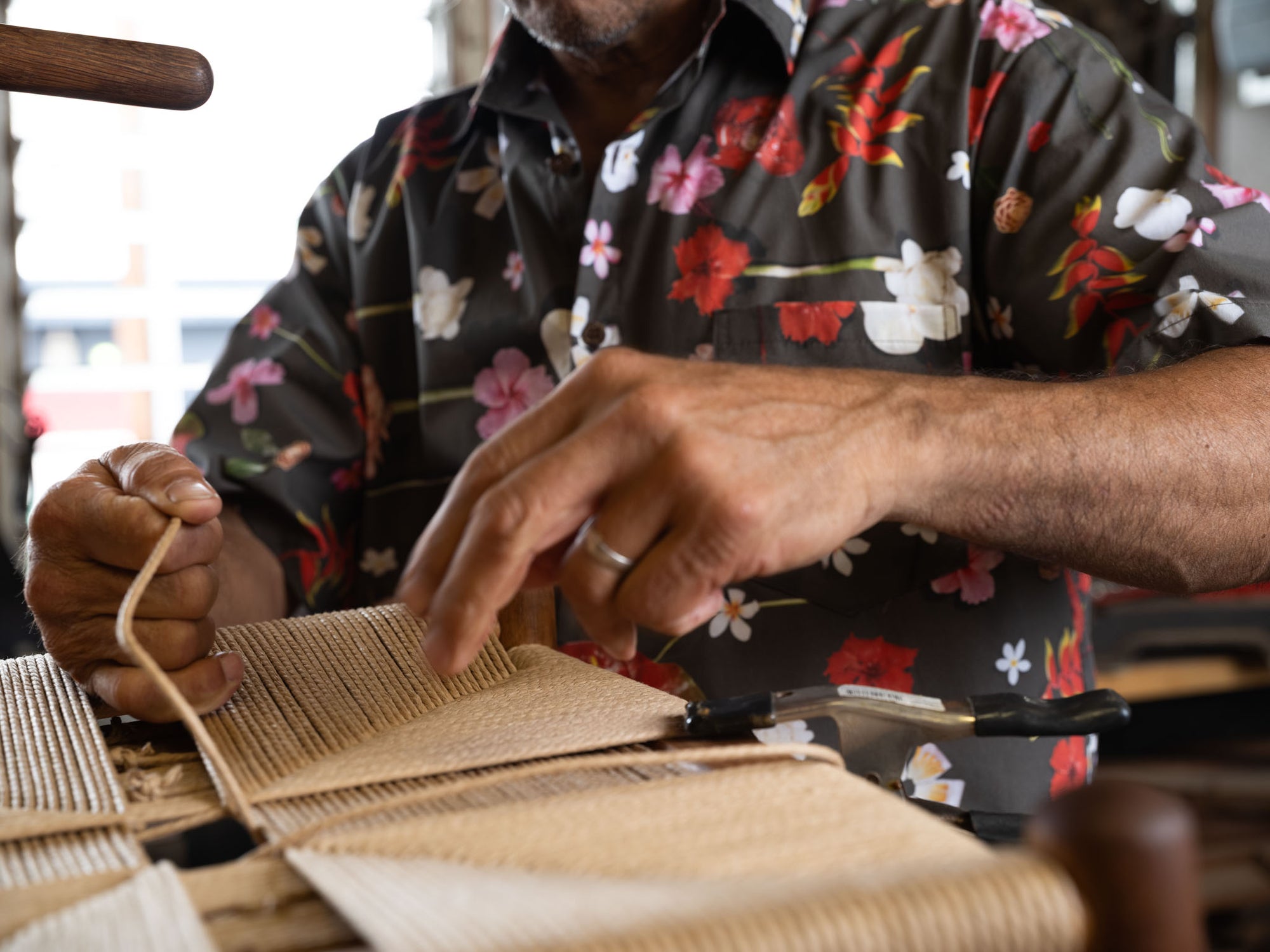 TropiCool Aloha Shirt - Menʻs