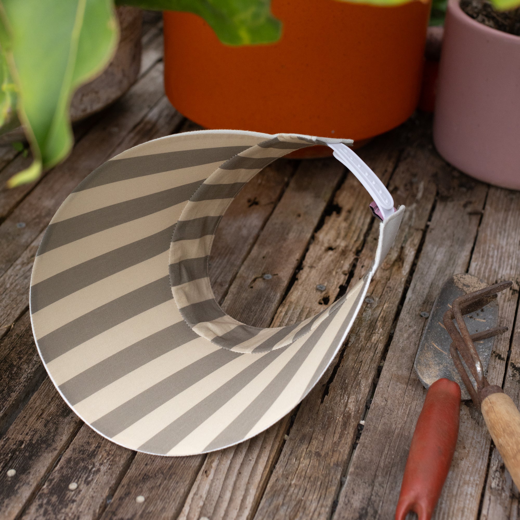 stripe wide brim visor 